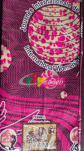 Tissu pagne wax, violet, pagne du 8 mars 2024 officiel (la journée internationale de la femme au Cameroun) Cicam,