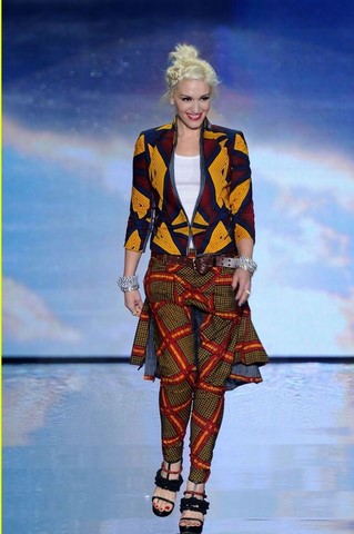 Gwen Stéphani, Les célébrités en wax, Vente et Customisation de tissus pagne wax en ligne, Djankawax,