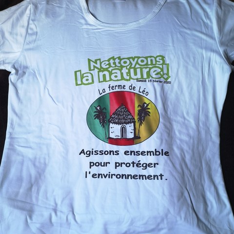 T-shirt femme à Personnaliser avec image et textes