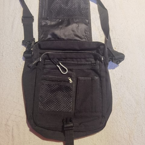 Sac/ sacoche pour homme Aigle,