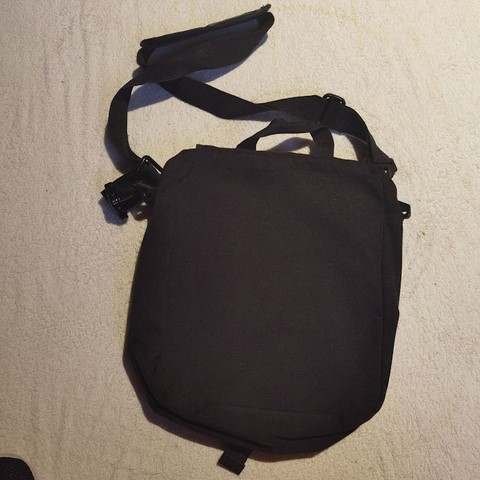 Sac/ sacoche pour homme Aigle,