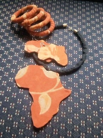 parure bijoux, collier + boucles d'oreilles + bracelet en tissu pagne wax africain