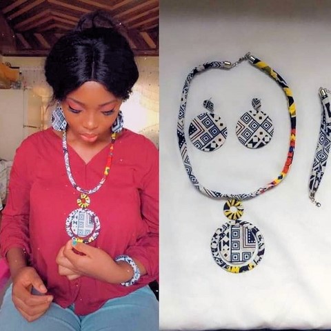 Sale African Necklace + bracelet + earrings in wax fabric,