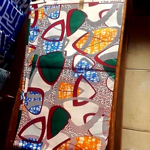 Tissu pagne wax africain multi, RDPC, Paul Biya, Cameroun,  La ferme de Léo, ventes solidaires, Djankawax,