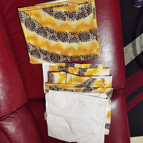 Tablecloth set + napkins in wax loincloth fabric,