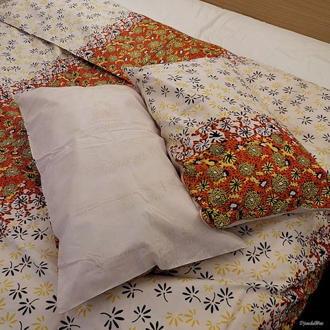 Parure housse de couette + 2 taies d'oreillers en tissu pagne wax,