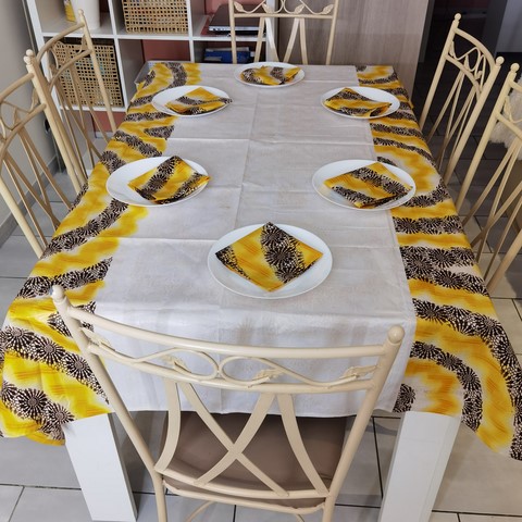 Tablecloth set + napkins in wax loincloth fabric,