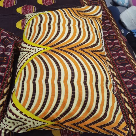​Reversible duvet + pillowcases in Ndop Cameroon,