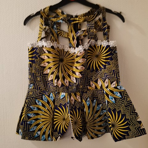 Ensemle Jupe et top en tissu pagne wax, Cameroun,