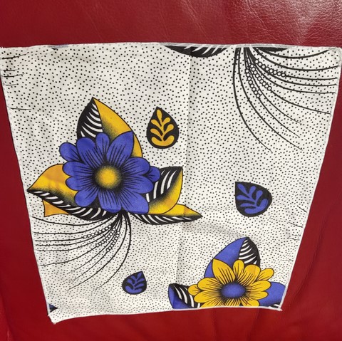 Tablecloth set + napkins in wax loincloth fabric,