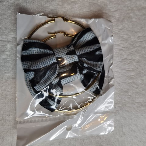 Boucles d'oreilles créoles en tissu pagne wax,