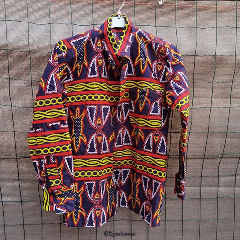 Chemise homme en tissu pagne Toghu du Cameroun,