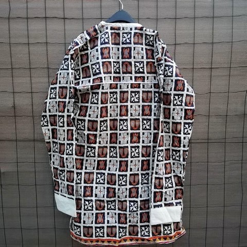 Tunique homme en tissu Ndop du Cameroun,