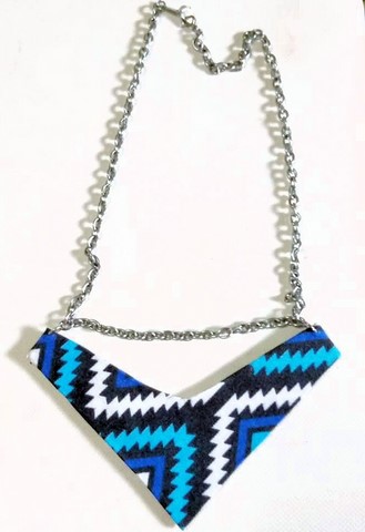 Necklace and earrings in African wax fabric,