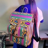 Sac à dos en cuir, customisé en tissu pagne wax africain 