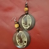 Boucles d'oreilles artisanale Masque Cameroun en perles et noix de coco,