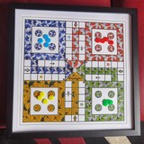 Ludo Jeu Fait Main imprimé Fleur de mariage, noir, Djankawax, Cameroun, Ludo, Afrique, jeu de société, jeu africain,