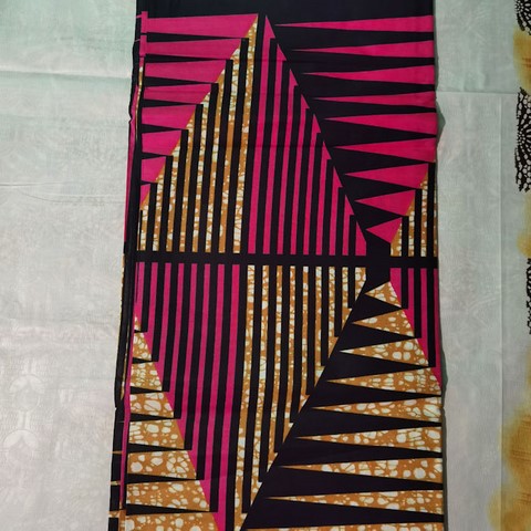 Tissu pagne wax africain rose, RDPC, Paul Biya, Cameroun,  La ferme de Léo, ventes solidaires, Djankawax,